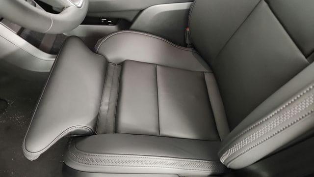 new 2025 Volvo EX90 car, priced at $93,820