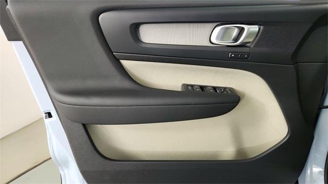 new 2026 Volvo XC40 car, priced at $50,260