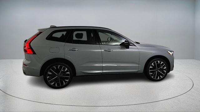 new 2026 Volvo XC60 Plug-In Hybrid car, priced at $75,235