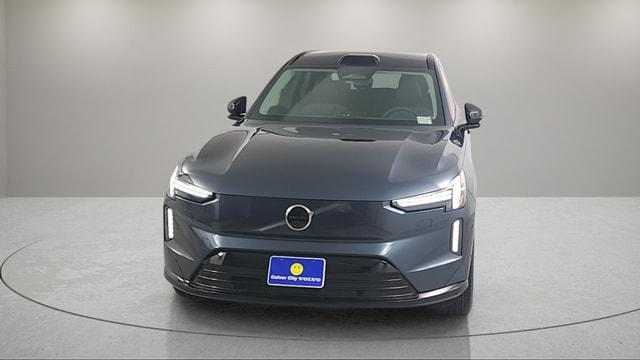 new 2025 Volvo EX90 car, priced at $92,340