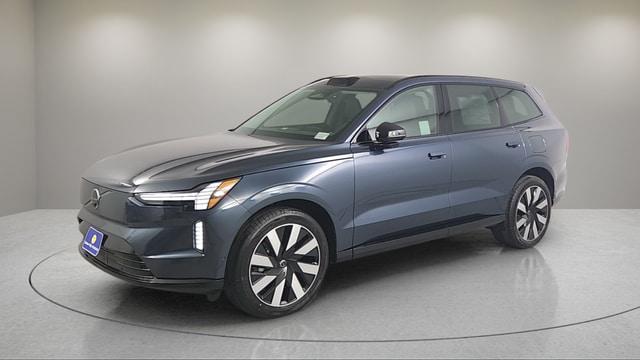 new 2025 Volvo EX90 car, priced at $92,340