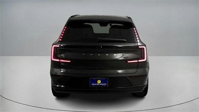 new 2025 Volvo EX90 car, priced at $83,895