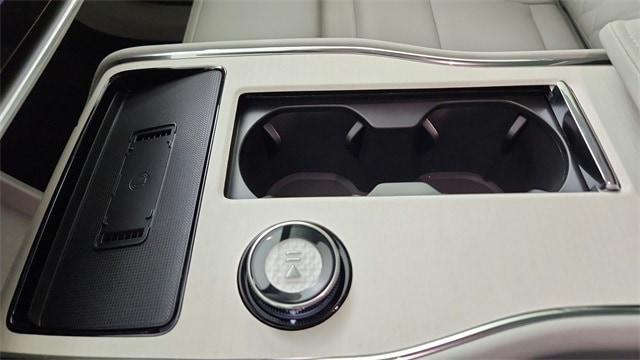 new 2025 Volvo EX90 car, priced at $83,895