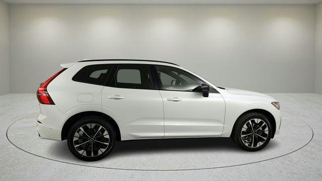 new 2026 Volvo XC60 car, priced at $58,105
