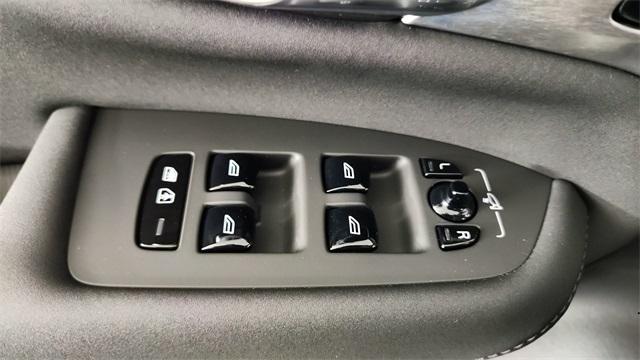 new 2026 Volvo XC90 Plug-In Hybrid car, priced at $92,020