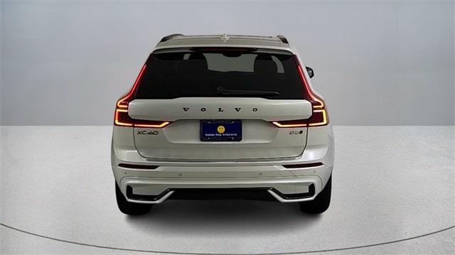 new 2026 Volvo XC60 car, priced at $57,985