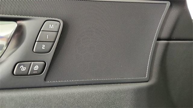 new 2026 Volvo XC60 car, priced at $57,985