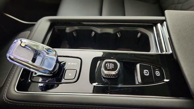 new 2026 Volvo XC90 car, priced at $71,695