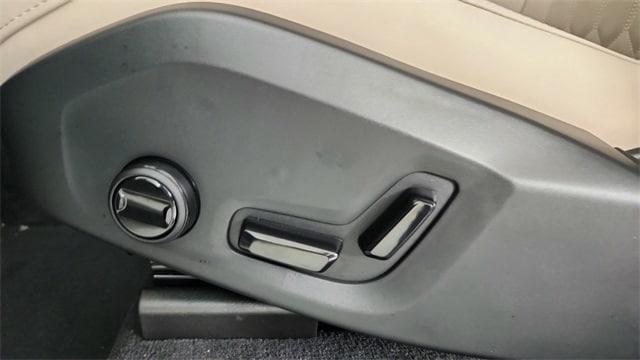 new 2026 Volvo XC90 Plug-In Hybrid car, priced at $81,875