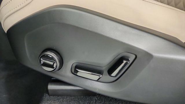 new 2026 Volvo XC90 Plug-In Hybrid car, priced at $81,995