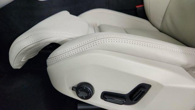 new 2026 Volvo XC60 Plug-In Hybrid car, priced at $73,716