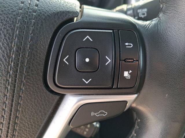 used 2015 Toyota Highlander Hybrid car, priced at $25,900