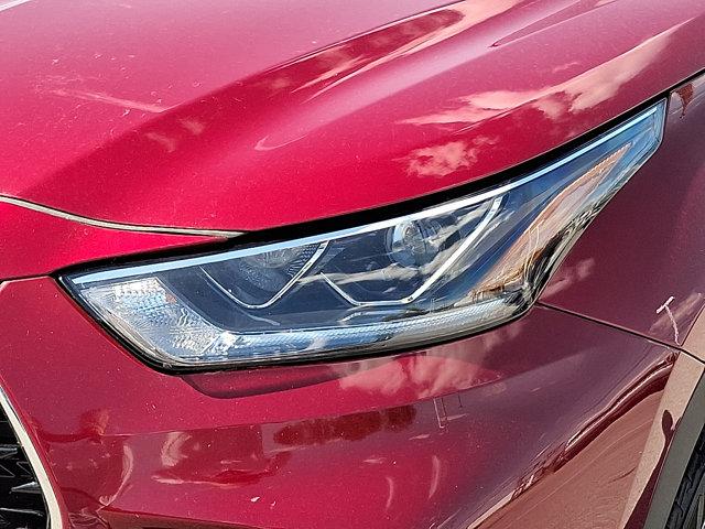 used 2021 Toyota Highlander Hybrid car, priced at $31,990
