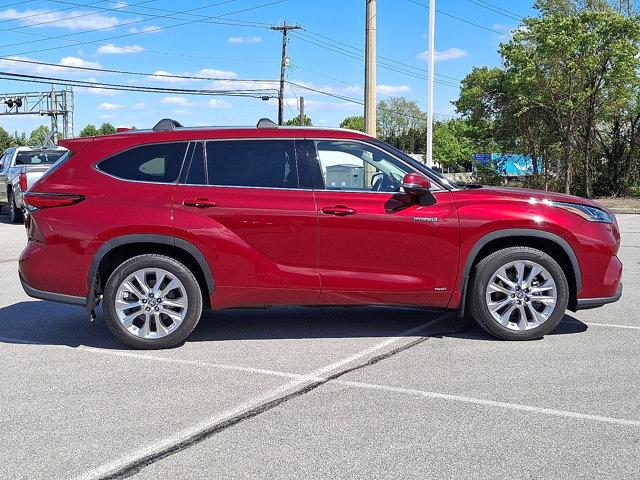 used 2021 Toyota Highlander Hybrid car, priced at $31,990