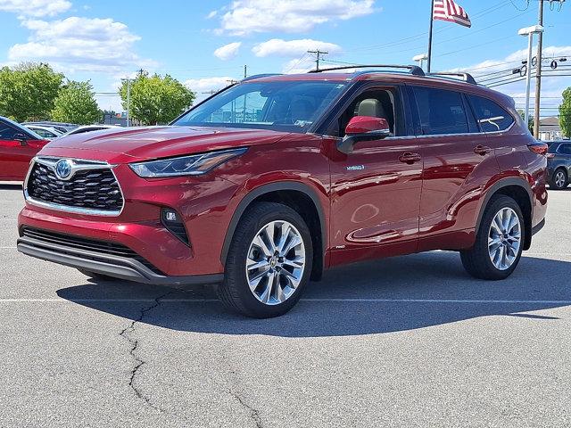 used 2021 Toyota Highlander Hybrid car, priced at $31,990