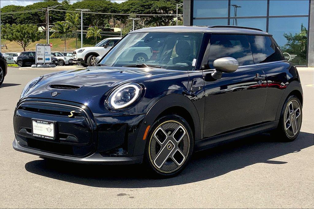 used 2024 MINI Hardtop car, priced at $25,195