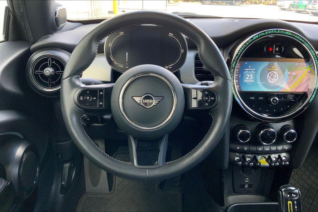 used 2024 MINI Hardtop car, priced at $25,195