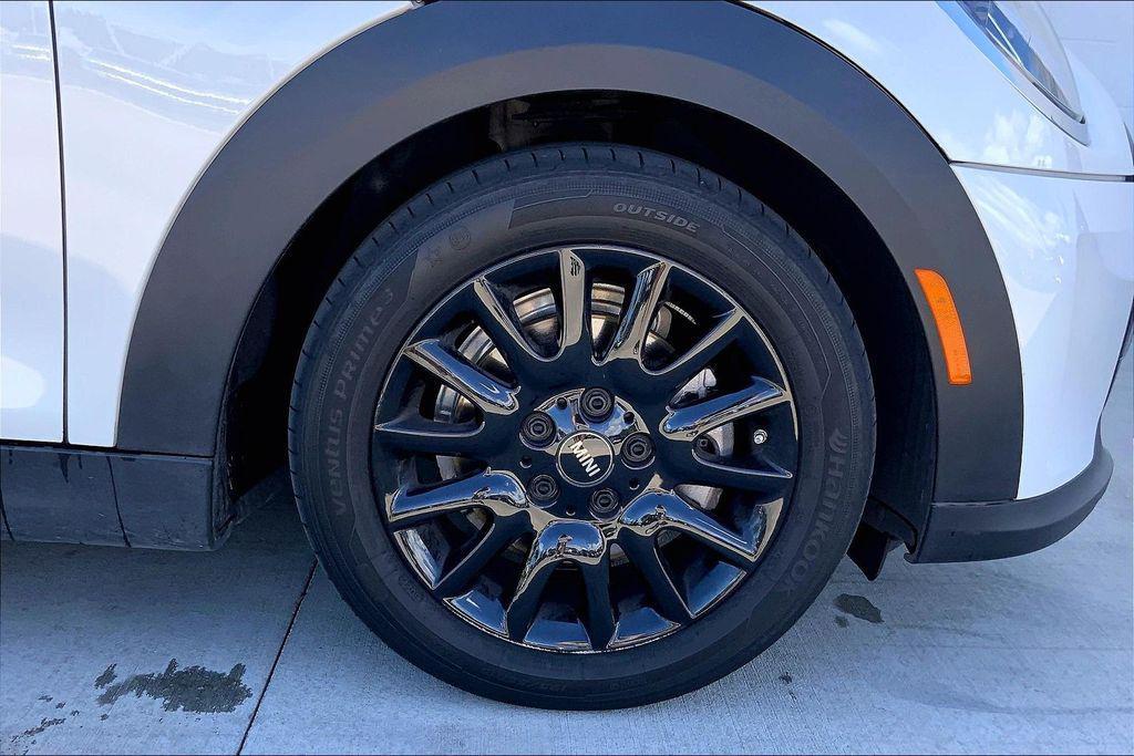 used 2024 MINI Hardtop car, priced at $27,995