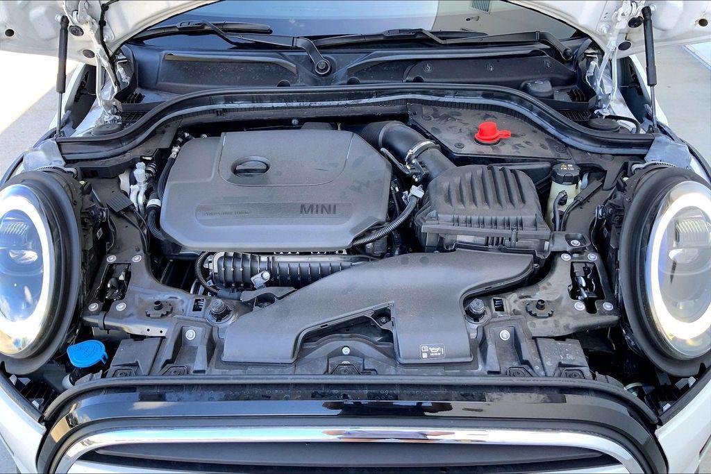 used 2024 MINI Hardtop car, priced at $27,995