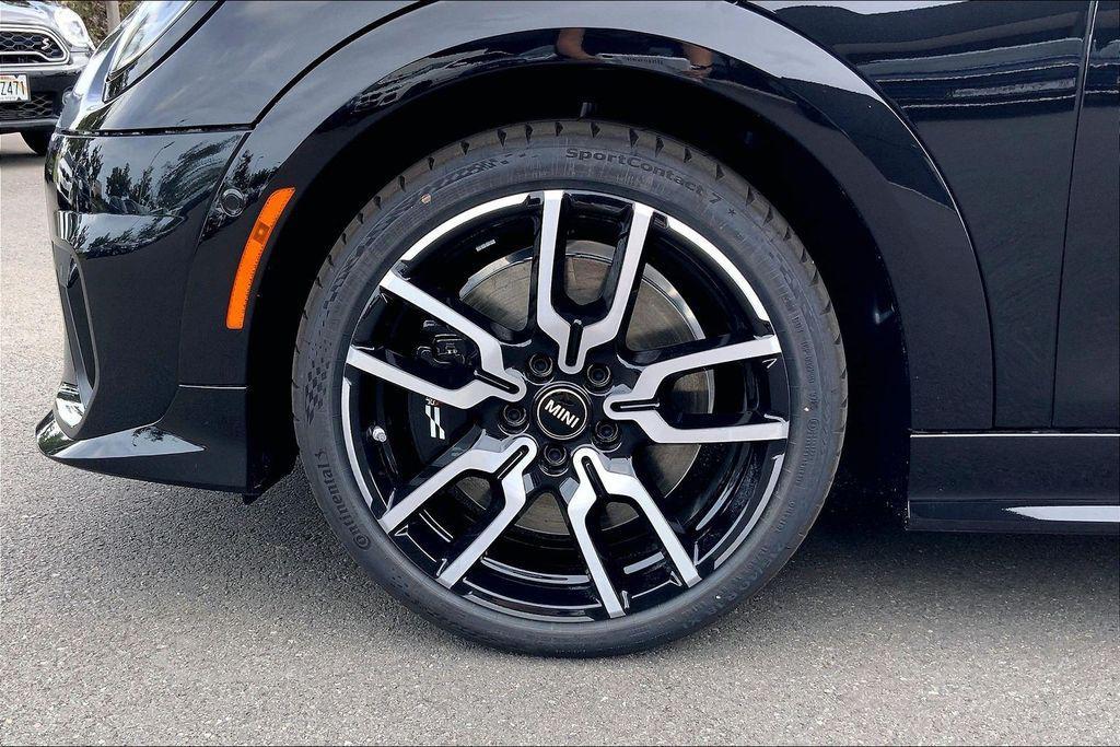 new 2026 MINI Hardtop car, priced at $39,275