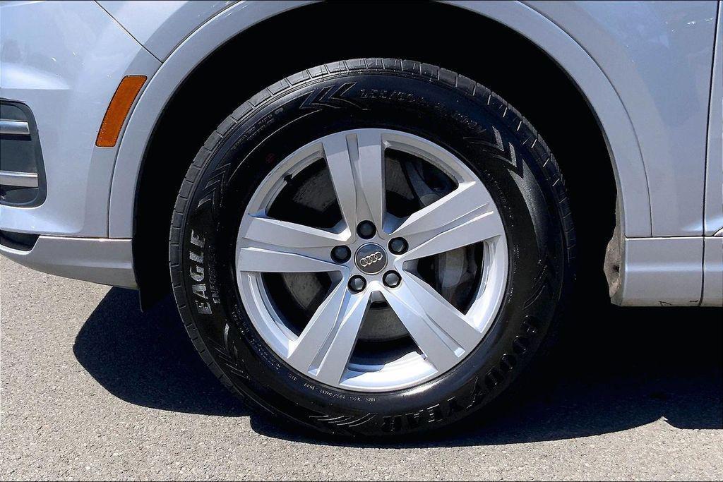 used 2019 Audi Q7 car, priced at $23,495