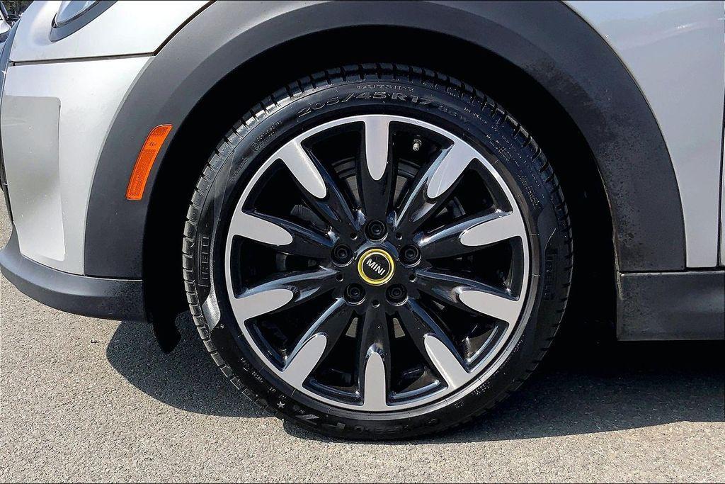 used 2024 MINI Hardtop car, priced at $25,995