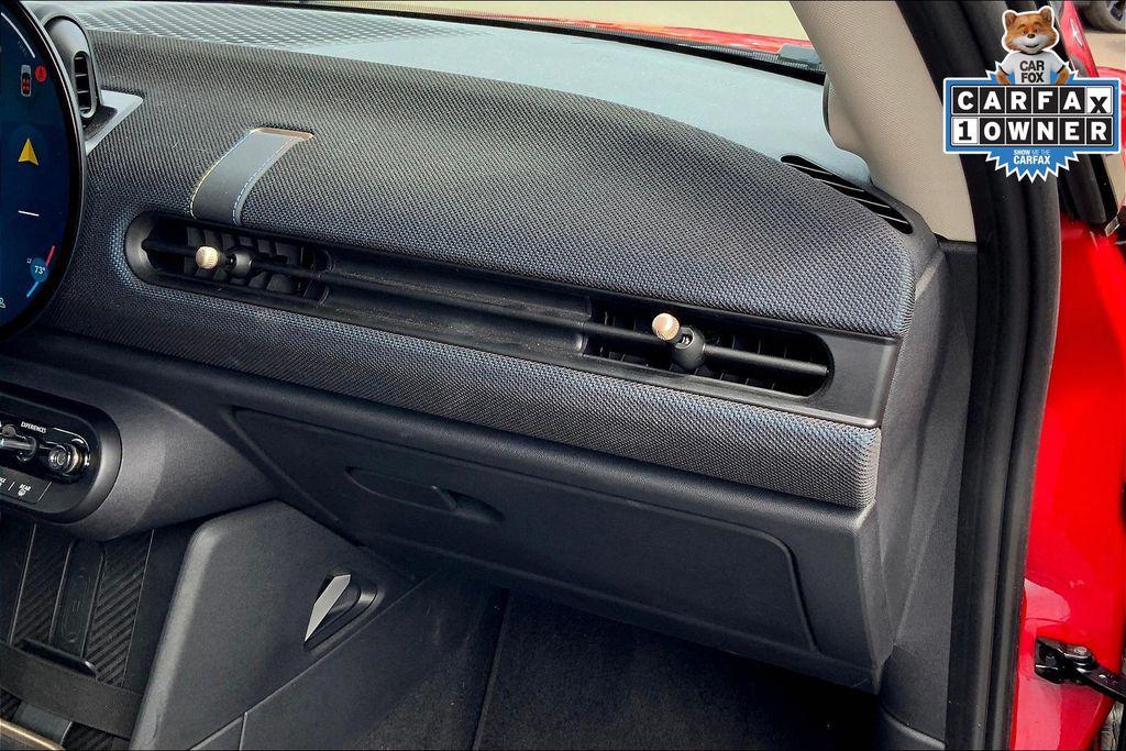 used 2025 MINI Hardtop car, priced at $32,495