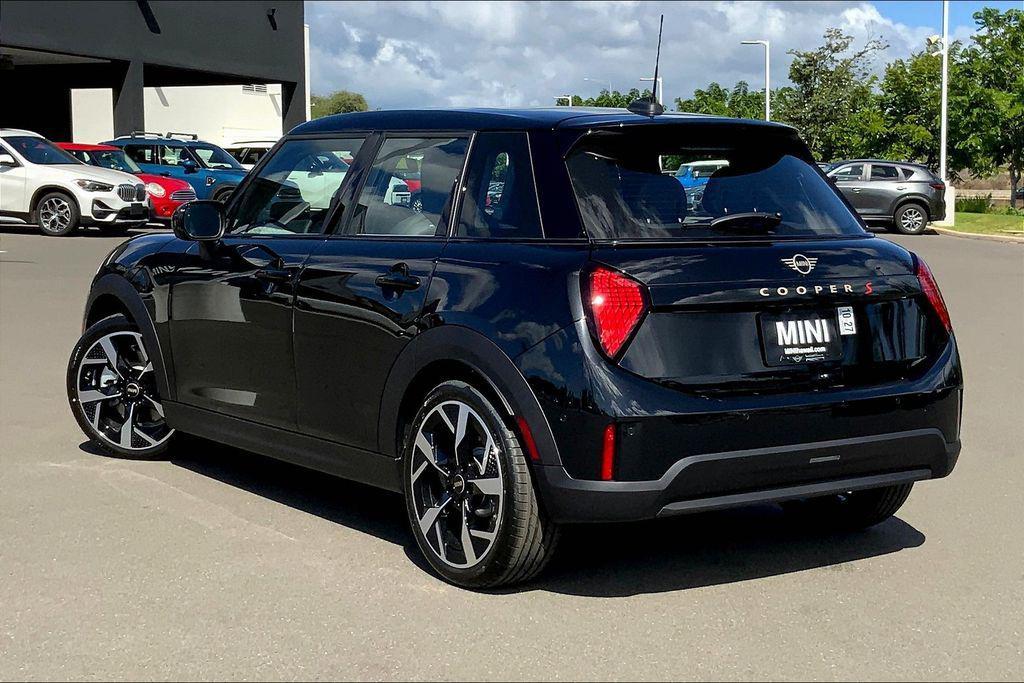 new 2026 MINI Hardtop car, priced at $42,090