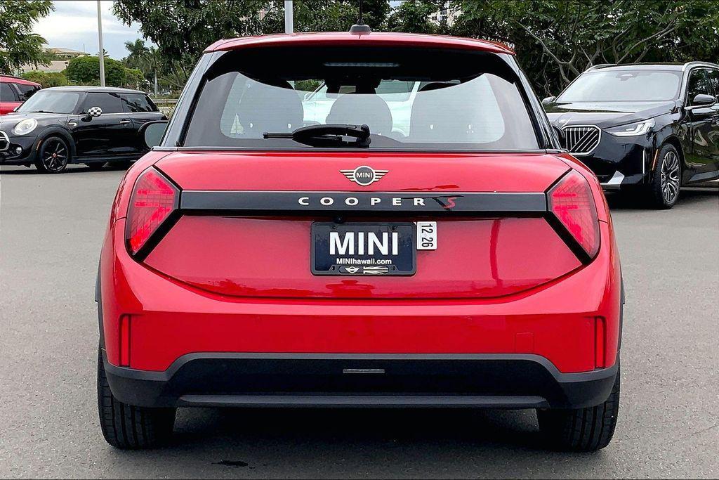 used 2025 MINI Hardtop car, priced at $33,995