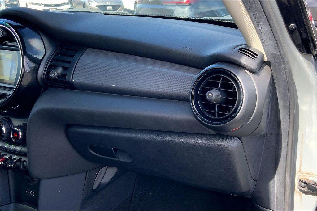 used 2018 MINI Hardtop car, priced at $13,495