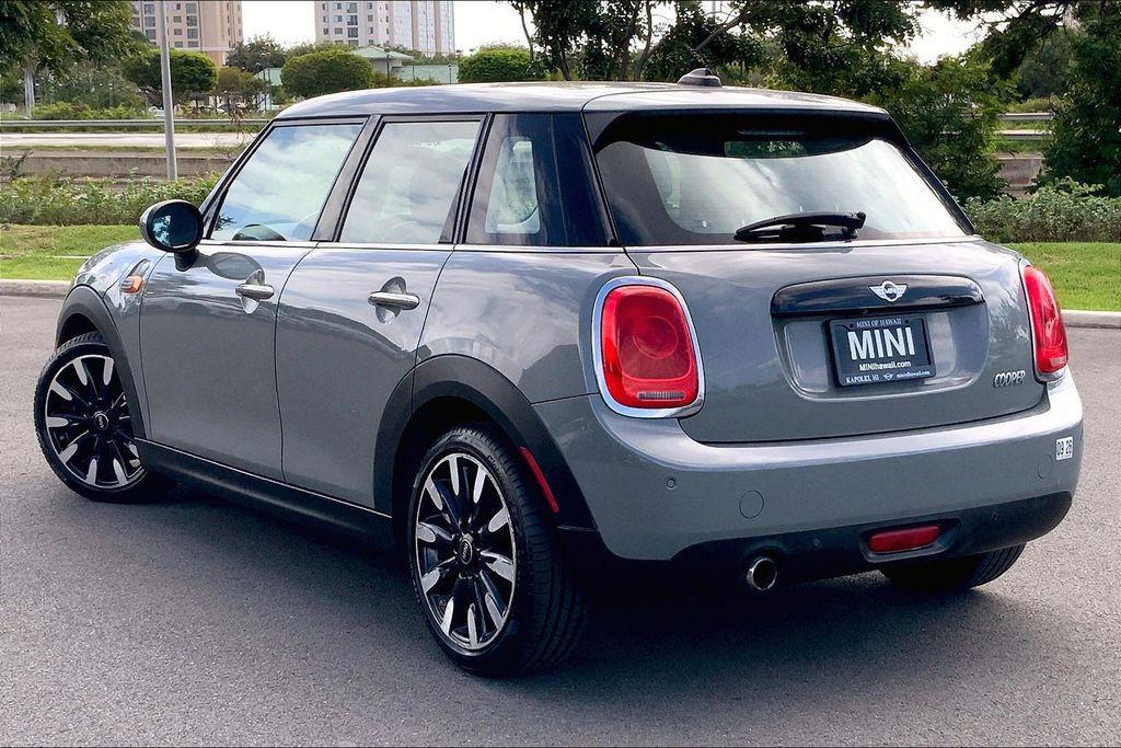 used 2018 MINI Hardtop car, priced at $13,495