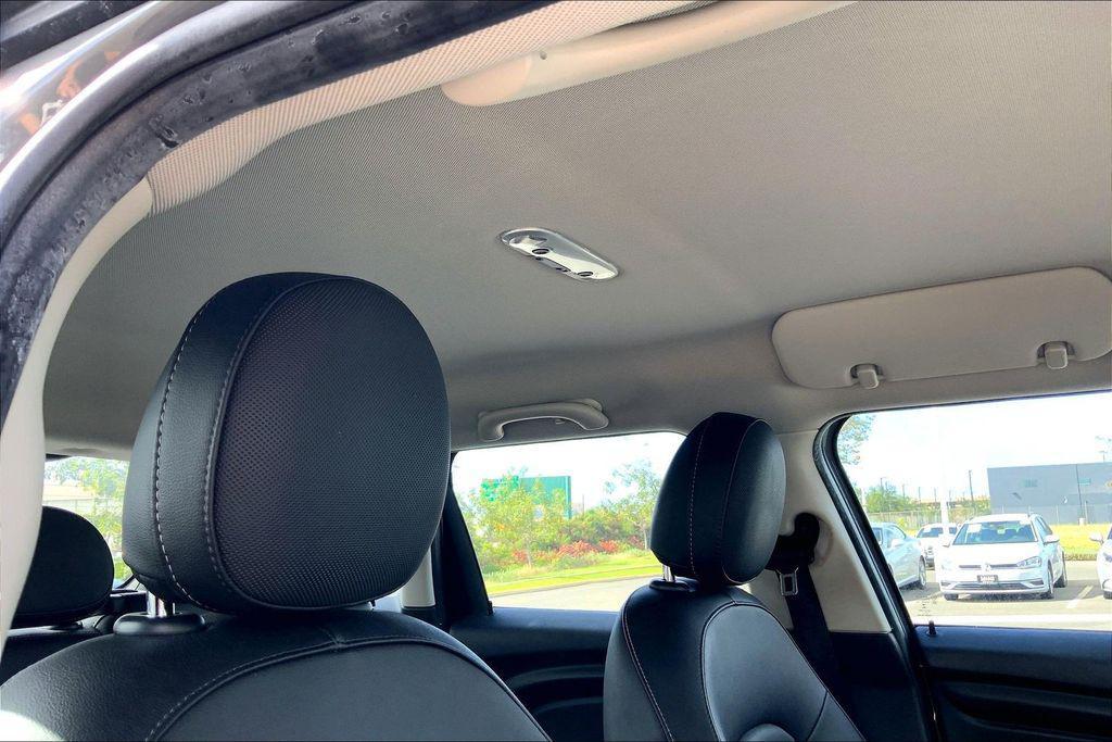 used 2018 MINI Hardtop car, priced at $13,495