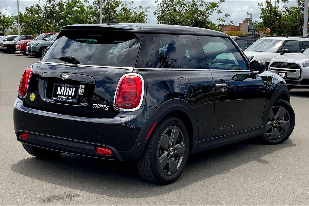used 2024 MINI Hardtop car, priced at $23,995