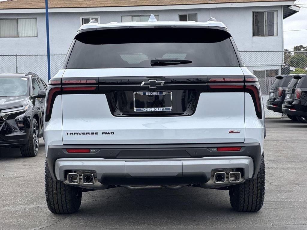 new 2026 Chevrolet Traverse car, priced at $52,400