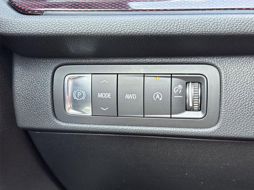 new 2026 Chevrolet Traverse car, priced at $58,065