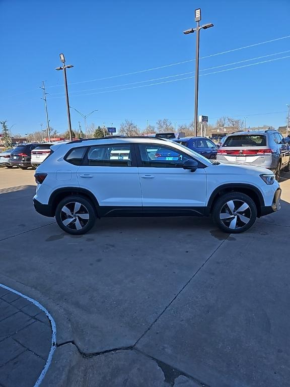 new 2026 Volkswagen Taos car, priced at $29,192