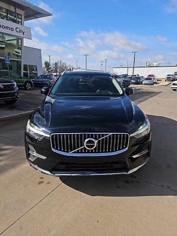 used 2023 Volvo XC60 car, priced at $23,988