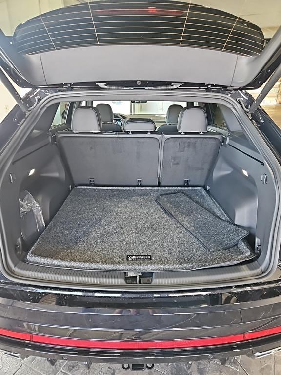 new 2026 Volkswagen Atlas Cross Sport car, priced at $51,969