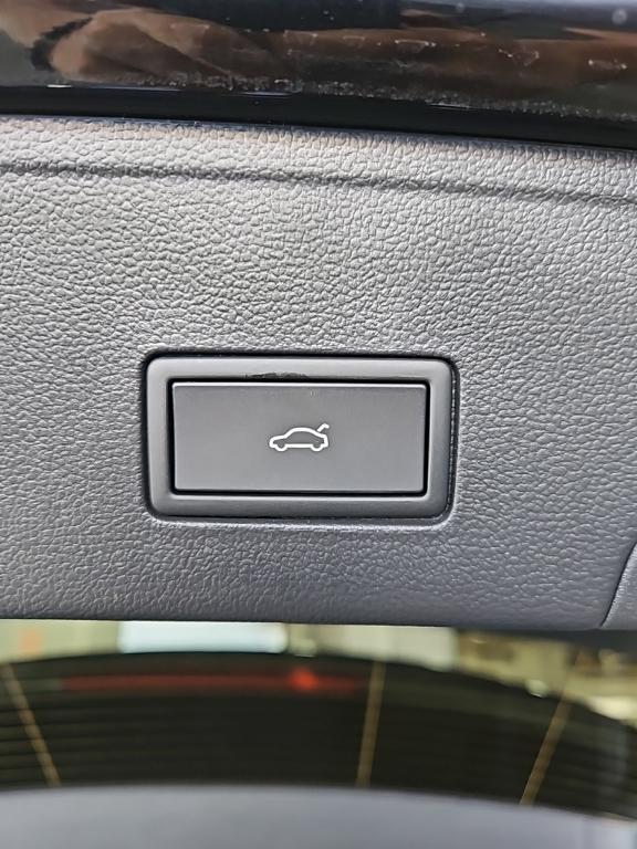 new 2026 Volkswagen Atlas Cross Sport car, priced at $51,969