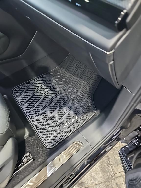 new 2026 Volkswagen Atlas Cross Sport car, priced at $51,969