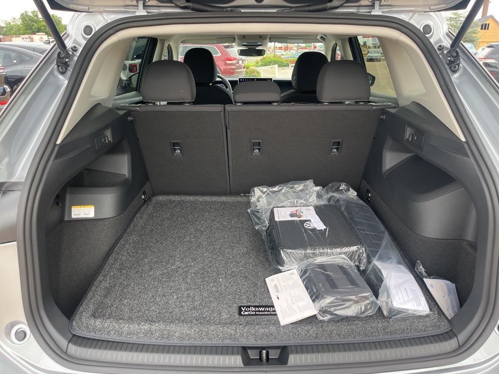 new 2025 Volkswagen Tiguan car, priced at $26,055