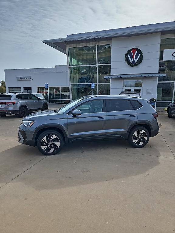 new 2026 Volkswagen Taos car, priced at $31,819