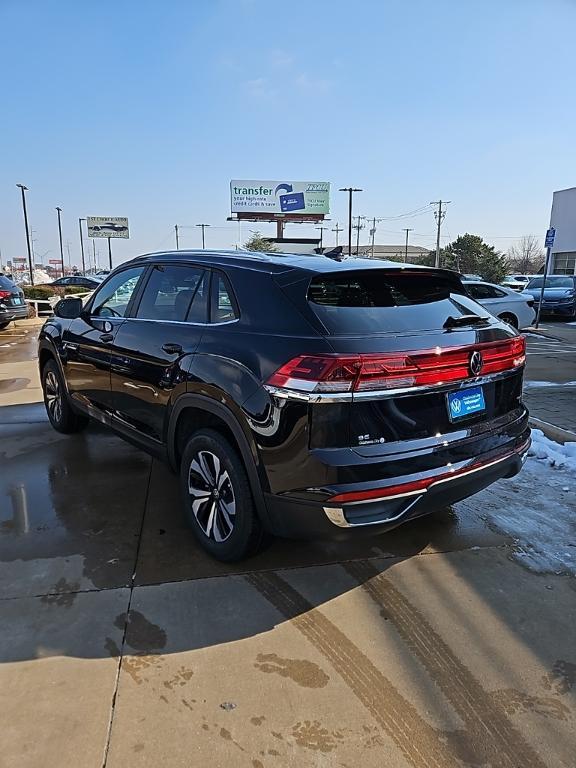 new 2026 Volkswagen Atlas Cross Sport car, priced at $38,768