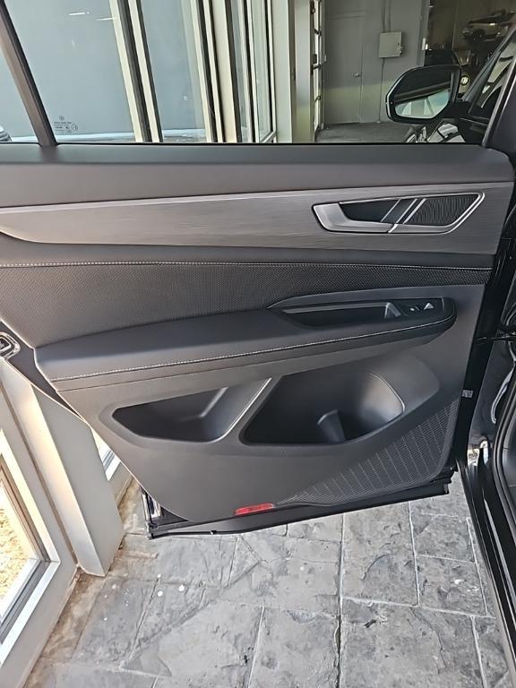 new 2026 Volkswagen Atlas Cross Sport car, priced at $38,768