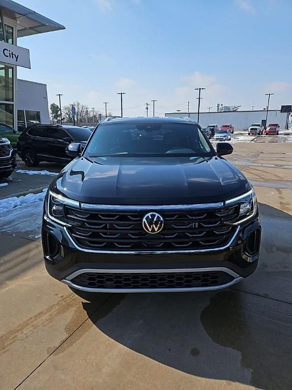 new 2026 Volkswagen Atlas Cross Sport car, priced at $38,696