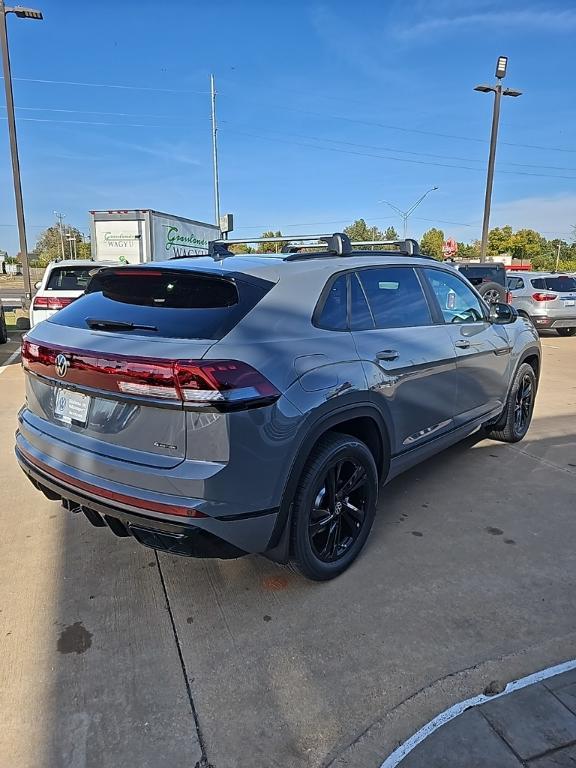 new 2026 Volkswagen Atlas Cross Sport car, priced at $49,620