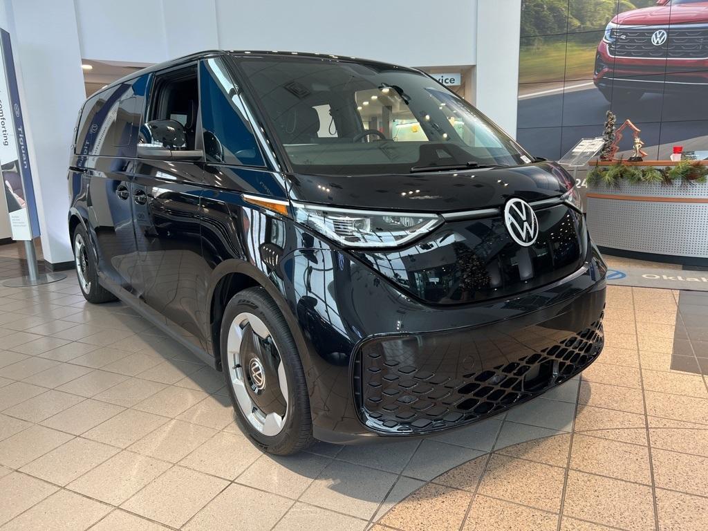 new 2025 Volkswagen ID. Buzz car, priced at $47,016