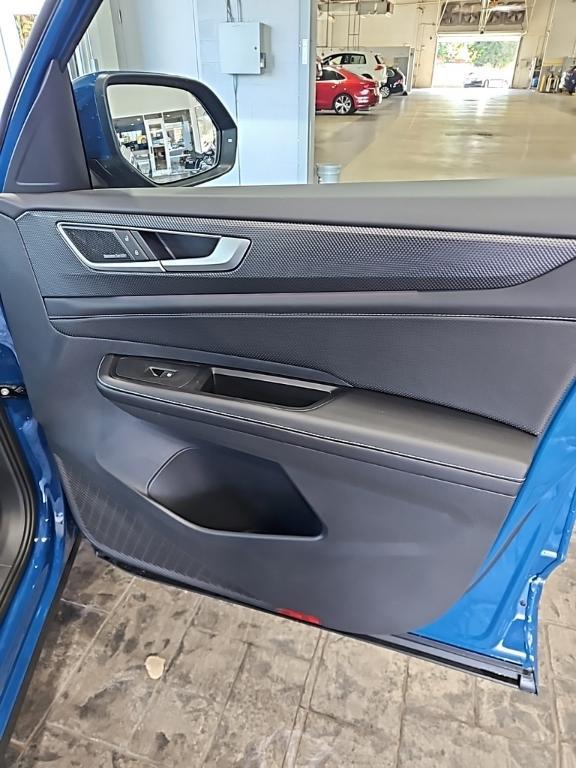 new 2026 Volkswagen Atlas Cross Sport car, priced at $52,117