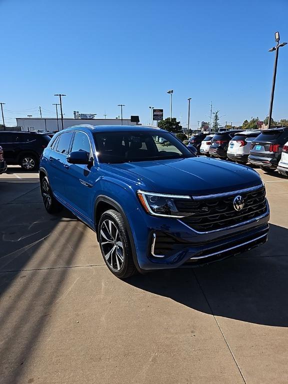 new 2026 Volkswagen Atlas Cross Sport car, priced at $53,254