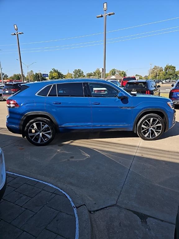 new 2026 Volkswagen Atlas Cross Sport car, priced at $52,117